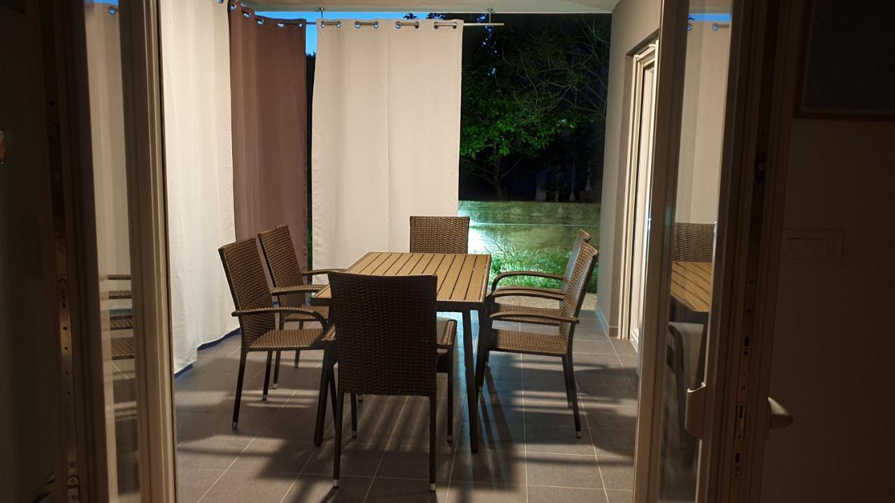 Zilip Apartments Vir Exteriér fotografie